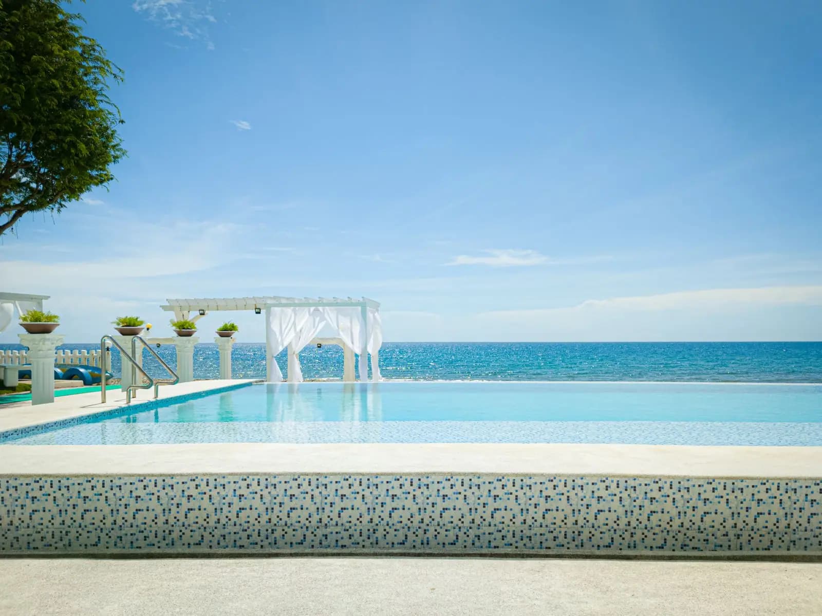 Boutique resort
